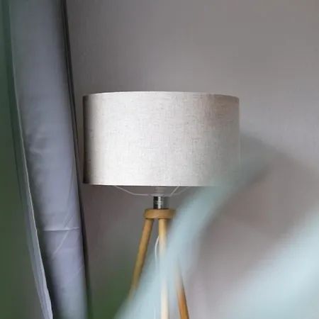 Lägenhet Modernes Und Zentralgelegenes Mit Kueche, Netflix, Und Balkon Duisburg